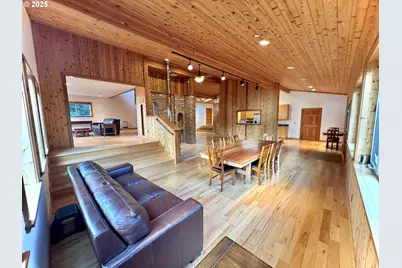 94330 Schreiber Dr, Gold Beach, OR 97444 - Photo 11