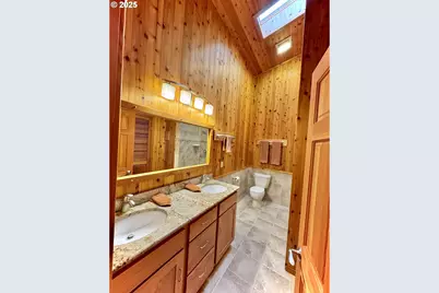 94330 Schreiber Dr, Gold Beach, OR 97444 - Photo 15