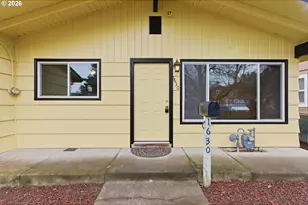 1630 SE 88th Ave, Portland, OR 97216 - Photo 3