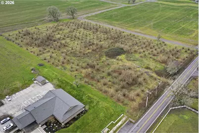 21750 SW Rosedale Rd, Beaverton, OR 97078 - Photo 9