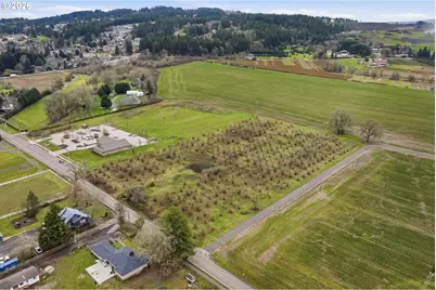 21750 SW Rosedale Rd, Beaverton, OR 97078 - Photo 5