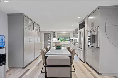 240 Greenridge Dr, Lake Oswego, OR 97035 - Photo 7