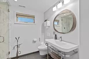 240 Greenridge Dr, Lake Oswego, OR 97035 - Photo 13