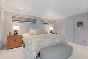 240 Greenridge Dr, Lake Oswego, OR 97035 - Photo 19