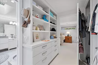 240 Greenridge Dr, Lake Oswego, OR 97035 - Photo 23