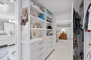 240 Greenridge Dr, Lake Oswego, OR 97035 - Photo 23