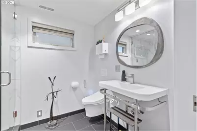 240 Greenridge Dr, Lake Oswego, OR 97035 - Photo 13