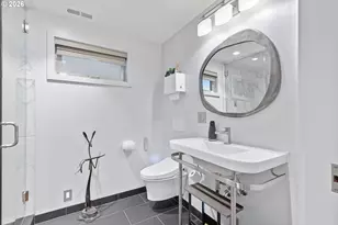 240 Greenridge Dr, Lake Oswego, OR 97035 - Photo 13