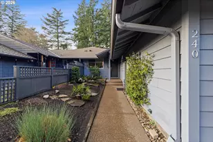 240 Greenridge Dr, Lake Oswego, OR 97035 - Photo 45