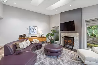 240 Greenridge Dr, Lake Oswego, OR 97035 - Photo 9