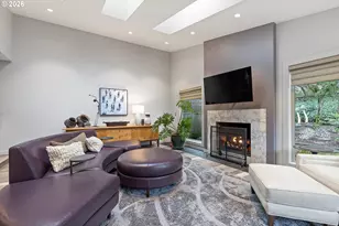 240 Greenridge Dr, Lake Oswego, OR 97035 - Photo 9