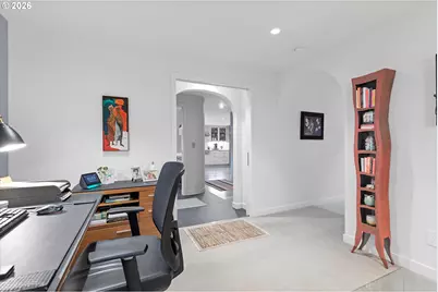 240 Greenridge Dr, Lake Oswego, OR 97035 - Photo 17