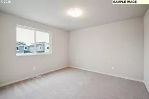 638 Merriott Ln, Woodburn, OR 97071 - Photo 17