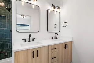 4354 NE Going St, Portland, OR 97218 - Photo 11