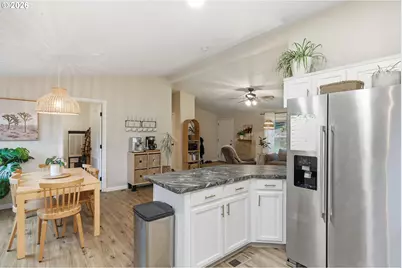 7300 NE 410th St, La Center, WA 98629 - Photo 9