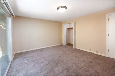1760 Graham Dr, Eugene, OR 97405 - Photo 21
