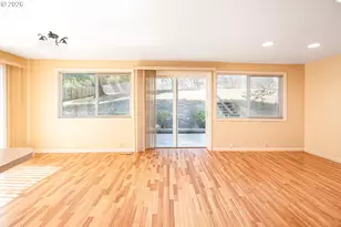 1760 Graham Dr, Eugene, OR 97405 - Photo 15
