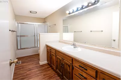 1760 Graham Dr, Eugene, OR 97405 - Photo 27