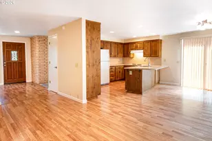 1760 Graham Dr, Eugene, OR 97405 - Photo 7