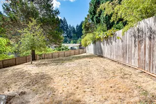 1760 Graham Dr, Eugene, OR 97405 - Photo 39