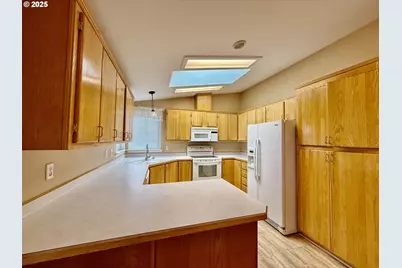 16500 SE 1st St #98, Vancouver, WA 98684 - Photo 17