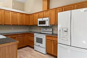 15087 Persimmon Way, Oregon City, OR 97045 - Photo 11