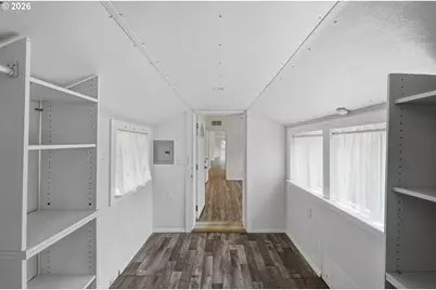 885 Lombard St, North Bend, OR 97459 - Photo 29