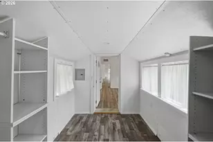885 Lombard St, North Bend, OR 97459 - Photo 29