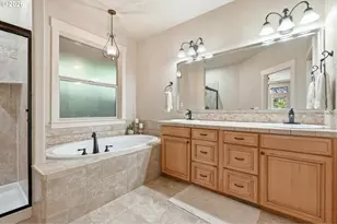 13405 SW Deergrove Ln, Portland, OR 97224 - Photo 19