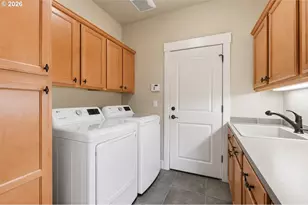 13405 SW Deergrove Ln, Portland, OR 97224 - Photo 33
