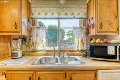 10 SW Sunrise Ct, Hermiston, OR 97838 - Photo 9