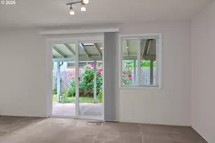 4017 Dillard Rd, Eugene, OR 97405 - Photo 9