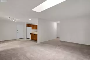 4017 Dillard Rd, Eugene, OR 97405 - Photo 5