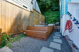 435 W Marine Dr, Astoria, OR 97103 - Photo 19