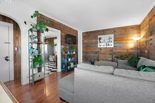 435 W Marine Dr, Astoria, OR 97103 - Photo 5