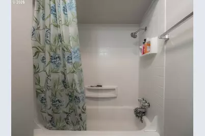 144 S Park St, Carlton, OR 97111 - Photo 15