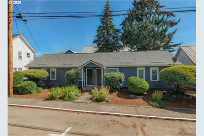 144 S Park St, Carlton, OR 97111 - Photo 1