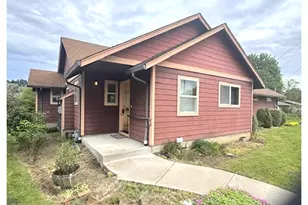 243 SE Harney St, Sheridan, OR 97378 - Photo 3
