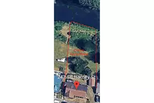 243 SE Harney St, Sheridan, OR 97378 - Photo 33