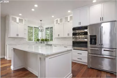 2010 Maple Ter, West Linn, OR 97068 - Photo 5