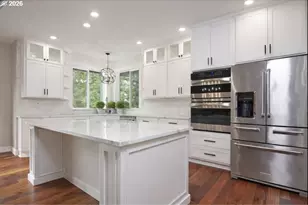 2010 Maple Terrace, West Linn, OR 97068 - Photo 5