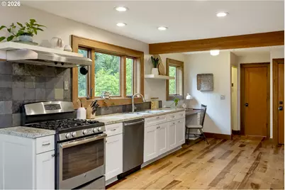 2595 SW 87th Ave, Portland, OR 97225 - Photo 31