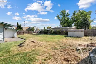 235 W Highland Ave, Hermiston, OR 97838 - Photo 25