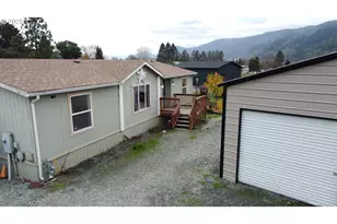 188 Norton Ln, Myrtle Creek, OR 97457 - Photo 3