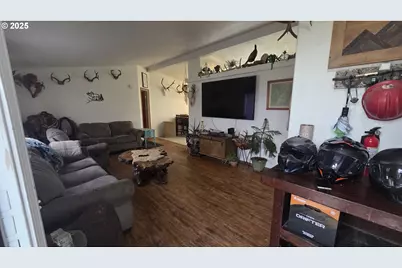 188 Norton Ln, Myrtle Creek, OR 97457 - Photo 9