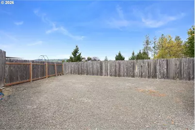 119 Lilly Ct, Sutherlin, OR 97479 - Photo 29