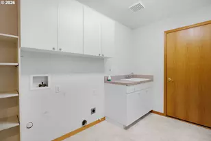 119 Lilly Ct, Sutherlin, OR 97479 - Photo 21
