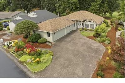 1833 NW Doral St, McMinnville, OR 97128 - Photo 1