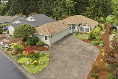 1833 NW Doral St, McMinnville, OR 97128 - Photo 1