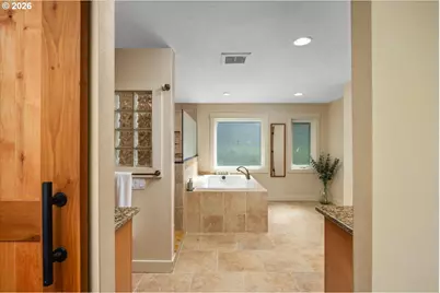 1450 Killarney Dr, West Linn, OR 97068 - Photo 25